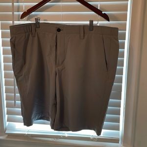 Never worn NWOT Under Armour short